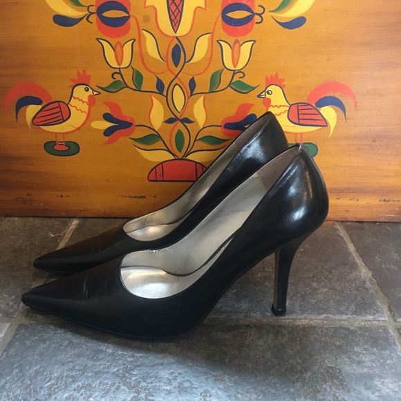 Nine West Black Leather Pointed Toe Heels, 6M